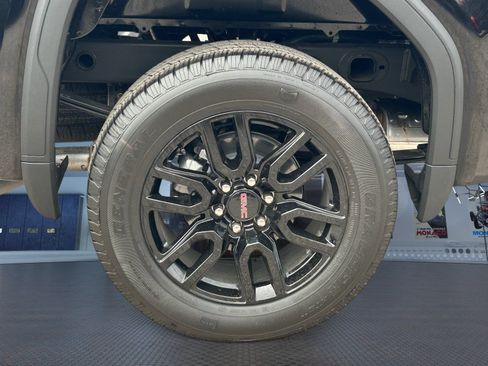Used 2026 GMC Sierra 1500 Elevation AWD/4WD image 10