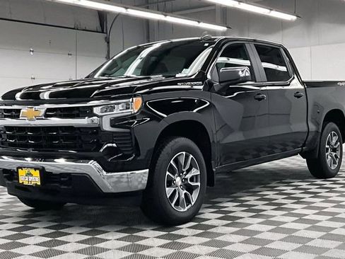 Used 2026 Chevrolet Silverado 1500 LT AWD/4WD image 13