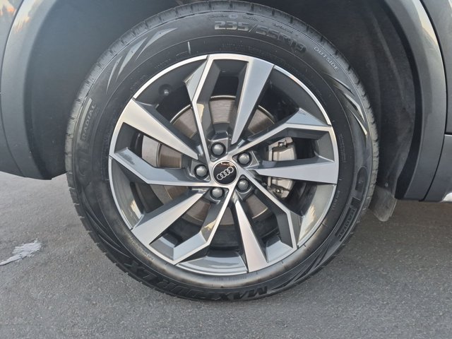 Used 2024 Audi Q5 2.0T Prestige AWD/4WD image 25
