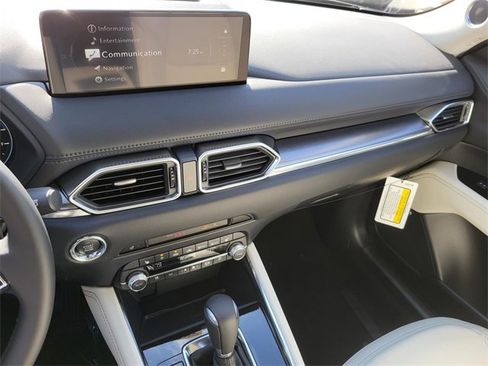 New 2025 MAZDA CX-5 AWD 2.5 S w/ Premium Plus Pkg image 17