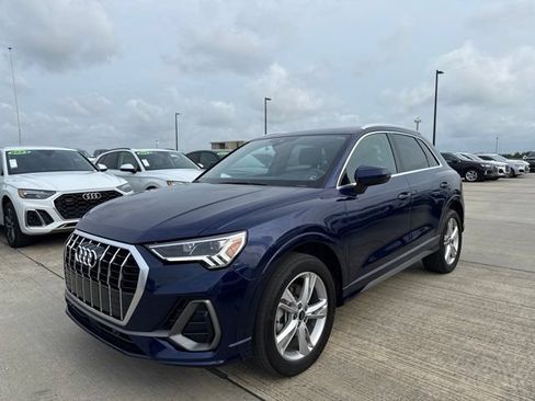 Used 2023 Audi Q3 2.0T Premium w/ Convenience Package AWD/4WD image 7