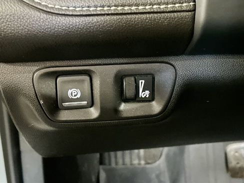 Used 2023 GMC Acadia SLE w/ Driver Convenience Package AWD/4WD image 11