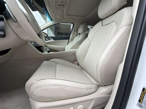 New 2026 Genesis G70 2.5T Prestige image 13