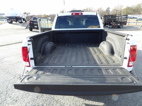 Used 2019 RAM 1500 Tradesman w/ Popular Equipment Group AWD/4WD image 10