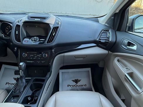 Used 2017 Ford Escape Titanium image 14