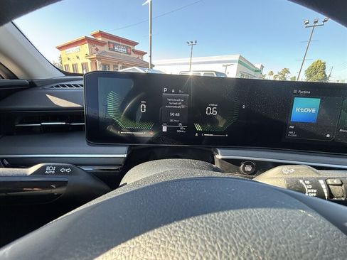Used 2026 Kia K5 LXS FWD image 23