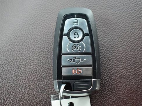 Used 2023 Ford F150 Lariat w/ Equipment Group 502A High image 39