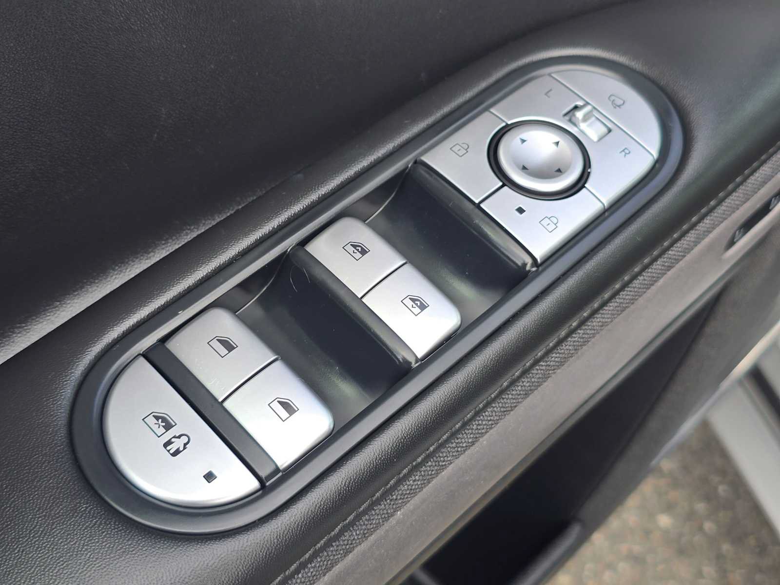 Used 2024 Hyundai Ioniq 5 Limited RWD image 23