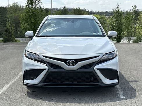 Used 2024 Toyota Camry SE FWD image 18