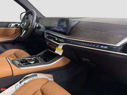 New 2026 BMW X5 xDrive50e AWD/4WD image 27