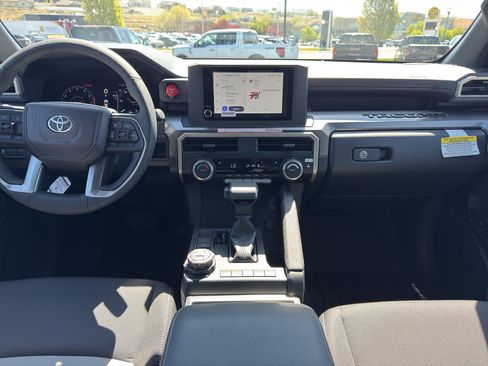 New 2026 Toyota Tacoma TRD Off-Road AWD/4WD image 9