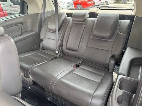 Used 2014 Honda Odyssey Touring image 16