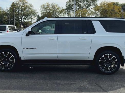 Certified 2021 Chevrolet Suburban RST image 5