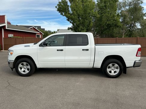 Used 2024 RAM 1500 Tradesman w/ SXT Appearance Group AWD/4WD image 8