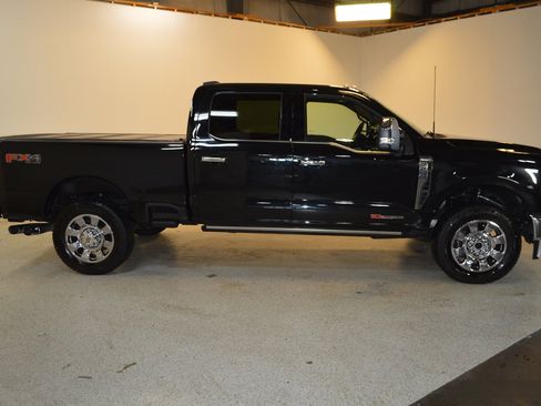 Used 2024 Ford F250 King Ranch w/ Chrome Package AWD/4WD image 2