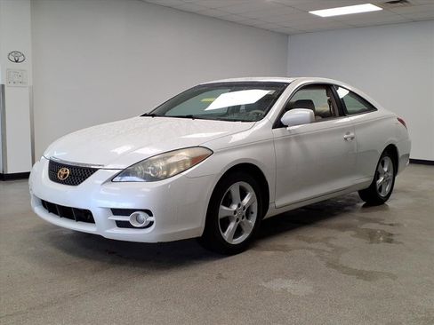 Used 2007 Toyota Solara SLE image 2