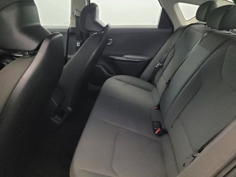 Used 2025 Kia K4 FWD image 18