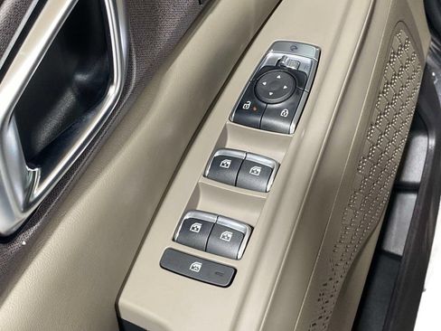 New 2026 Kia Carnival EX FWD image 19