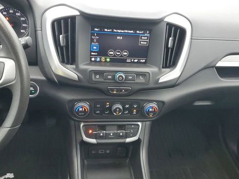 Certified 2024 GMC Terrain SLE w/ Driver Convenience Package FWD image 13