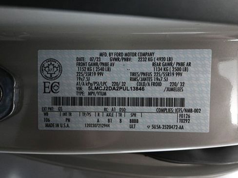 Used 2023 Lincoln Corsair Reserve image 49