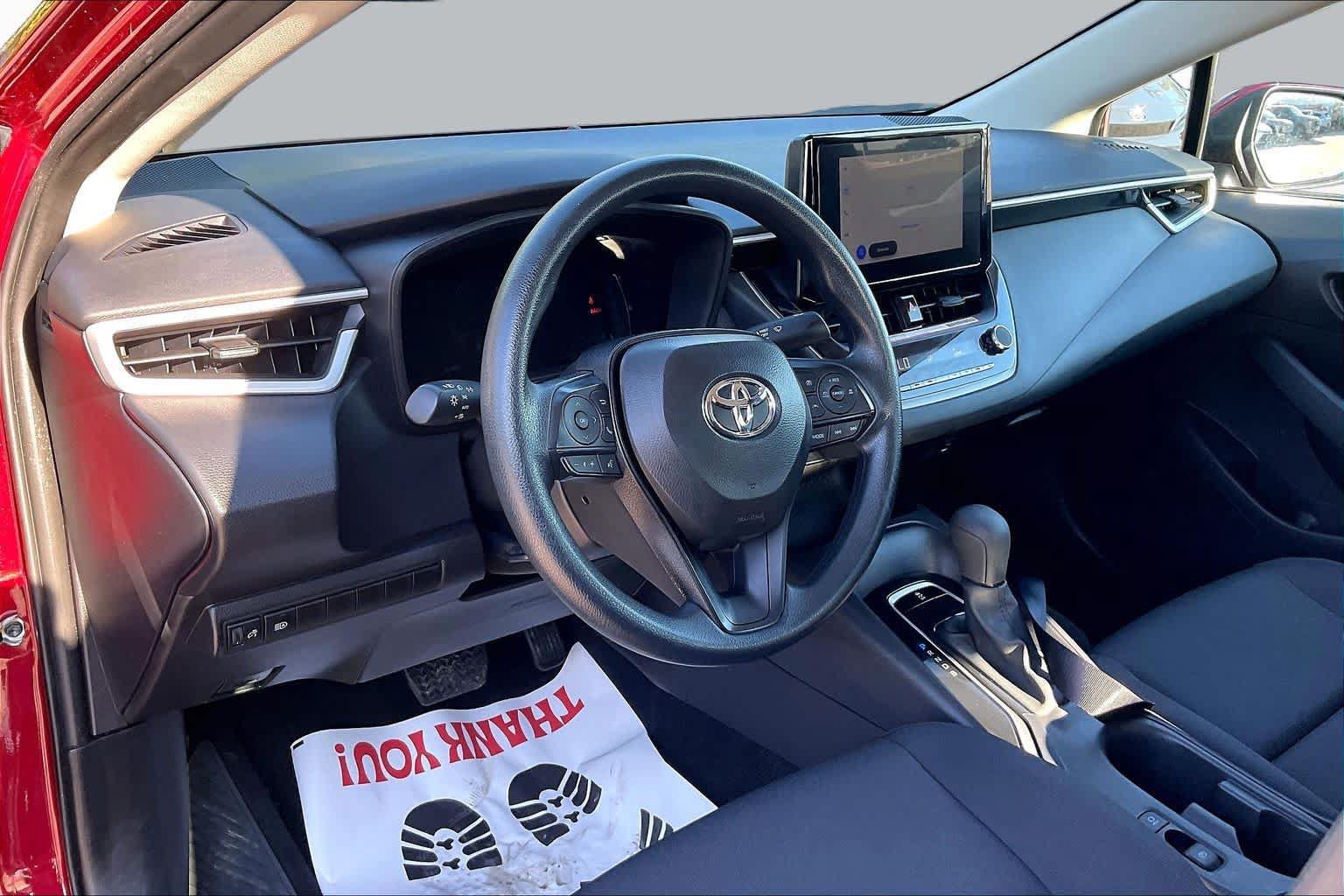 Used 2026 Toyota Corolla LE FWD image 17
