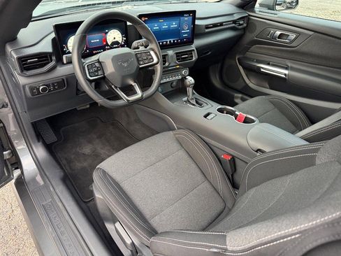 Used 2025 Ford Mustang GT image 13