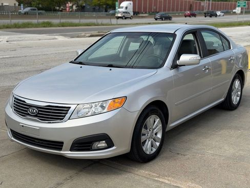 Used 2010 Kia Optima EX FWD image 1