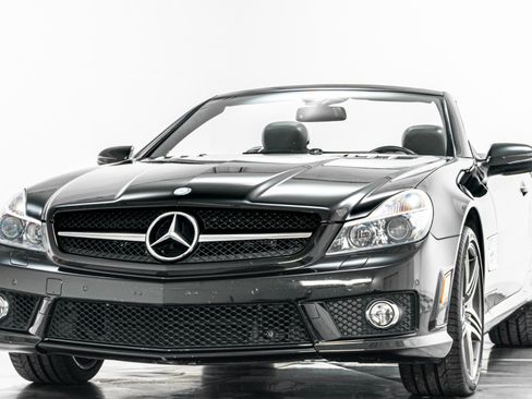 Used 2011 Mercedes-Benz SL 63 AMG image 5