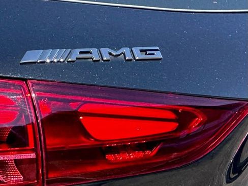 New 2026 Mercedes-Benz GLA 35 AMG 4MATIC image 6