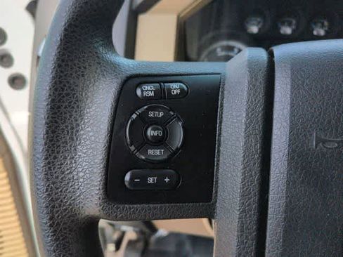 Used 2011 Ford F250 XLT w/ XLT Interior Pkg AWD/4WD image 23