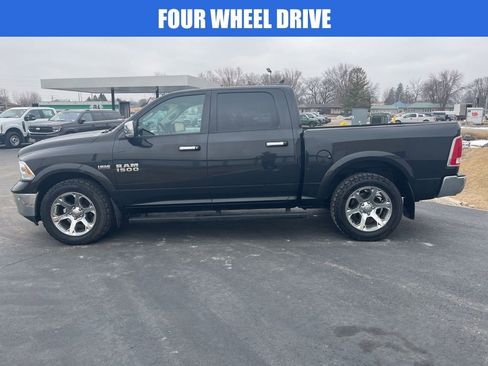 Used 2015 RAM 1500 Laramie w/ Convenience Group image 7