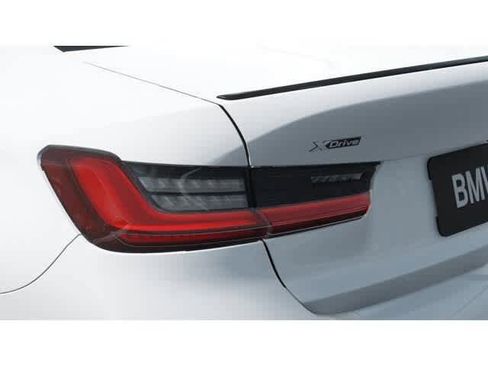New 2026 BMW 330i xDrive Sedan w/ M Sport Package AWD/4WD image 8