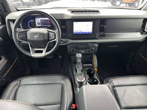 Certified 2022 Ford Bronco Badlands AWD/4WD image 9