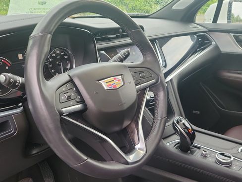 Certified 2024 Cadillac XT6 Premium Luxury AWD/4WD image 22