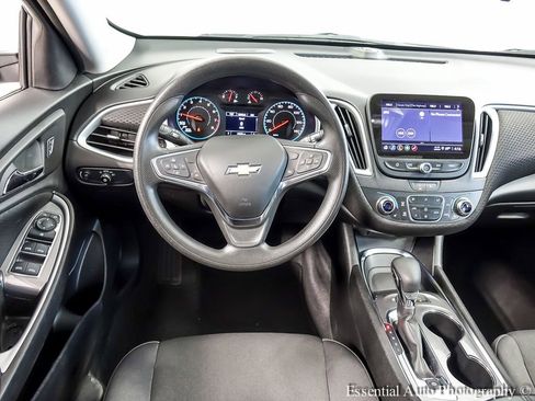 Used 2024 Chevrolet Malibu LT image 13