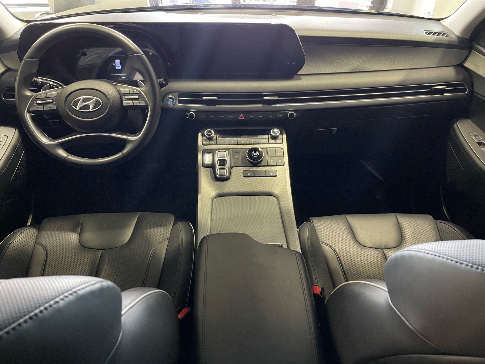 Used 2025 Hyundai Palisade SEL FWD image 29
