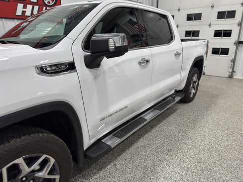 Used 2025 GMC Sierra 1500 SLT w/ SLT Premium Package image 30