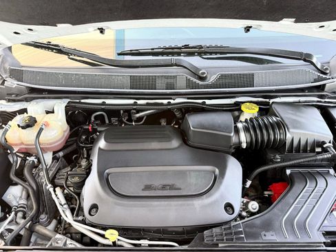 Used 2020 Chrysler Pacifica Limited image 57