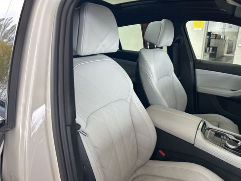 Used 2026 BMW X6 M60i AWD/4WD image 26
