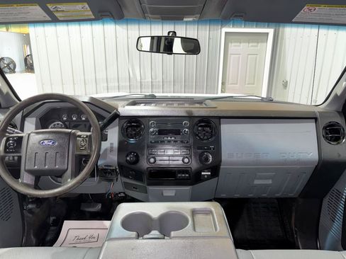 Used 2014 Ford F250 XL w/ Power Equipment Group image 17