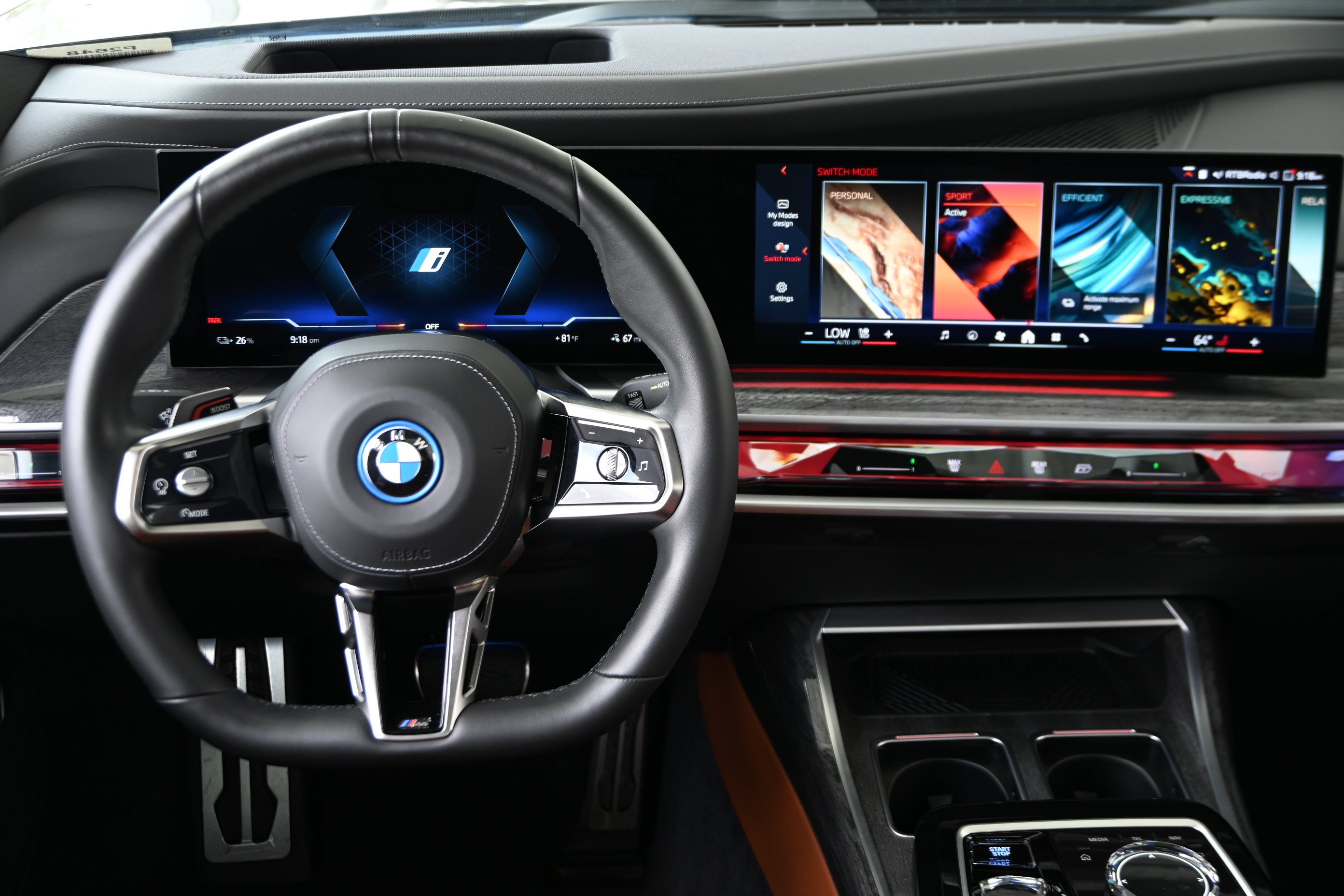 Certified 2024 BMW i7 xDrive60 w/ Executive Package AWD/4WD image 16