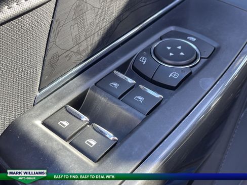 Certified 2022 Ford F150 XLT w/ Equipment Group 302A High image 14