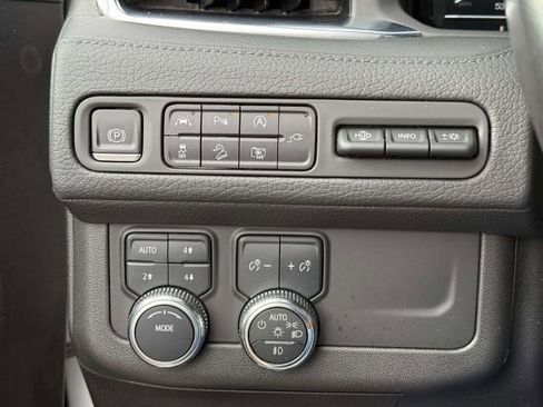 Certified 2022 GMC Yukon XL Denali image 20