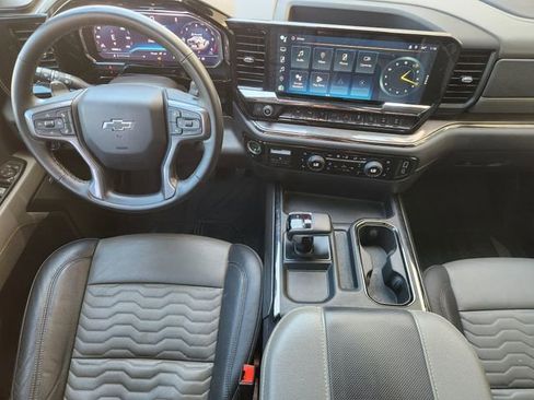 Used 2024 Chevrolet Silverado 1500 ZR2 w/ Technology Package image 27