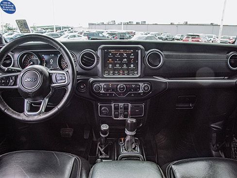 Used 2021 Jeep Gladiator Overland w/ Popular Equipment Package image 5