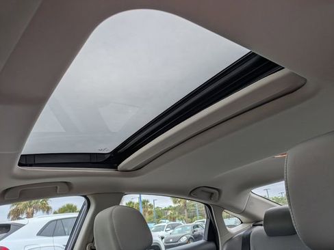 Used 2019 Honda Civic EX image 20