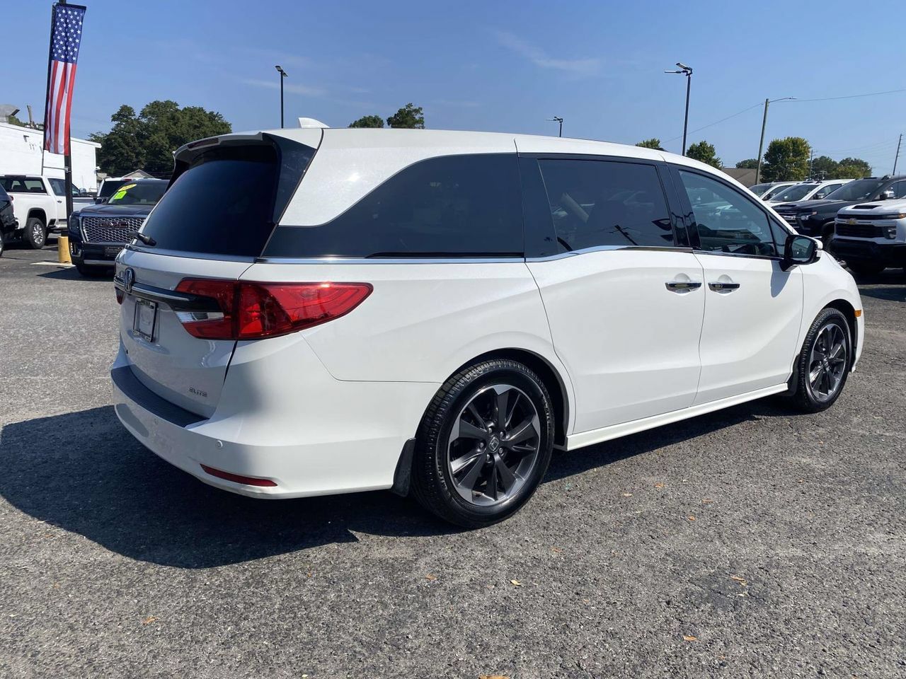 Used 2022 Honda Odyssey Elite image 8