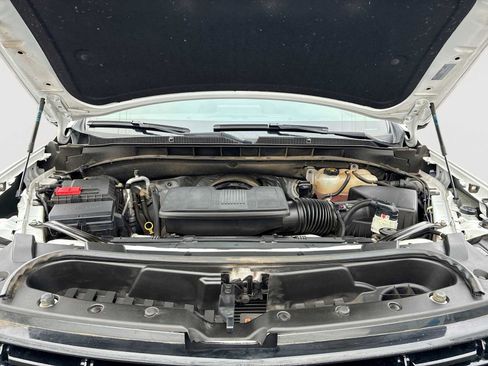 Certified 2023 Chevrolet Suburban RST image 31