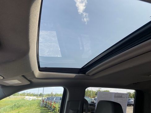 Used 2022 Chevrolet Silverado 1500 LTZ w/ Technology Package image 14