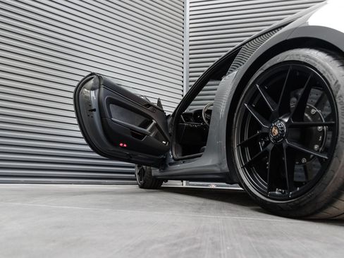 Certified 2025 Porsche 911 Carrera 4 GTS AWD/4WD image 14